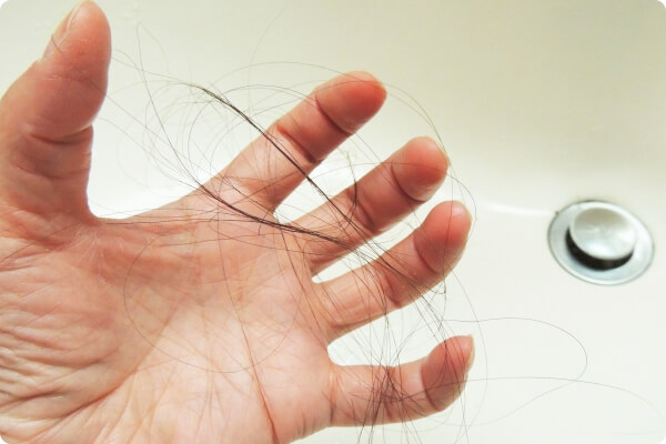 薄毛抜け毛でお悩み｜さがみ鍼灸整体院